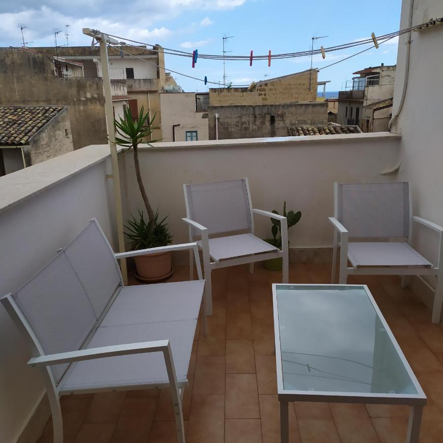 Casa Vacanza Isola Sul Mare Castellammare del Golfo Exterior photo
